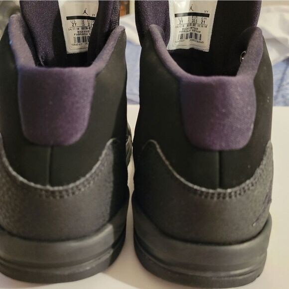 JORDAN  GRADE  SCHOOL BOYS' MAX AURA SNEAKER BOOT - Picture 9 of 16